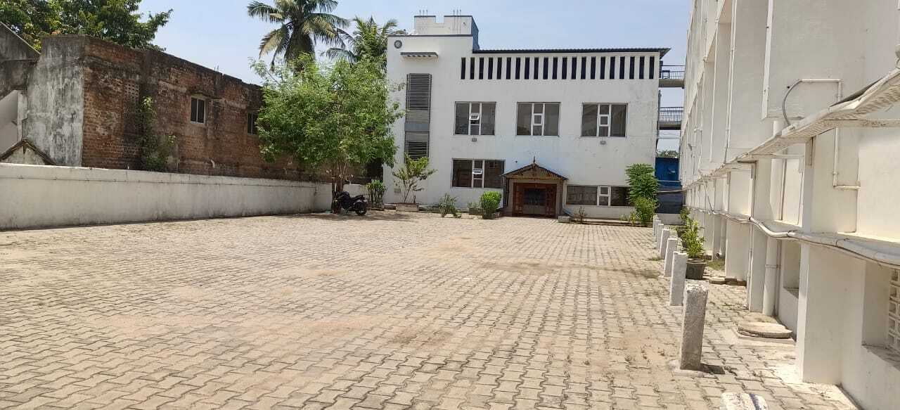 SVTM PONNERI - PARKING