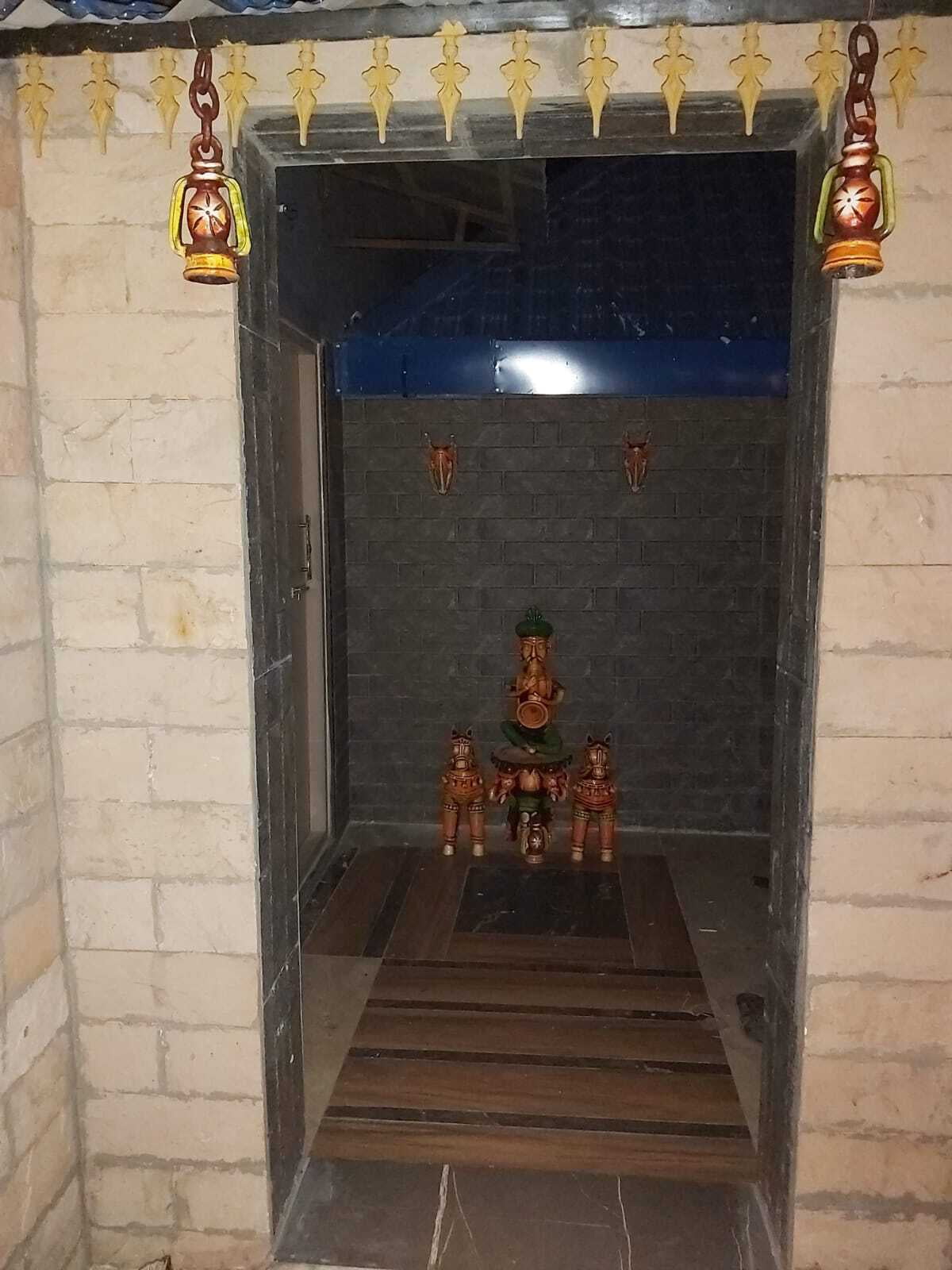 SVTM PONNERI - SUITE ROOM