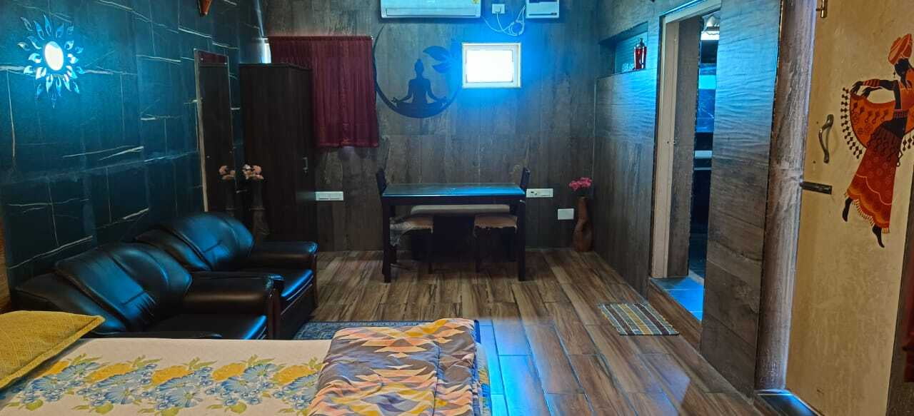 SVTM PONNERI - SUITE ROOM